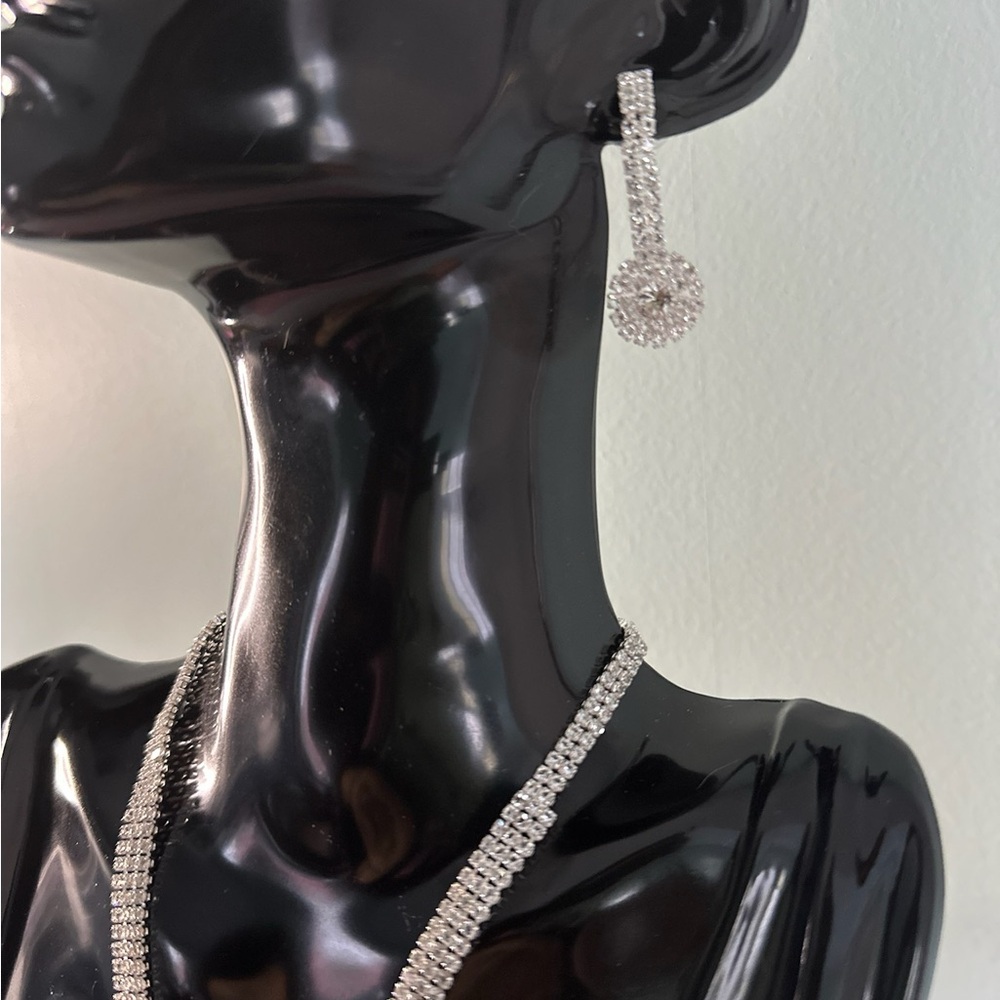 Elegant Silver Drop Earrings and Necklace Set